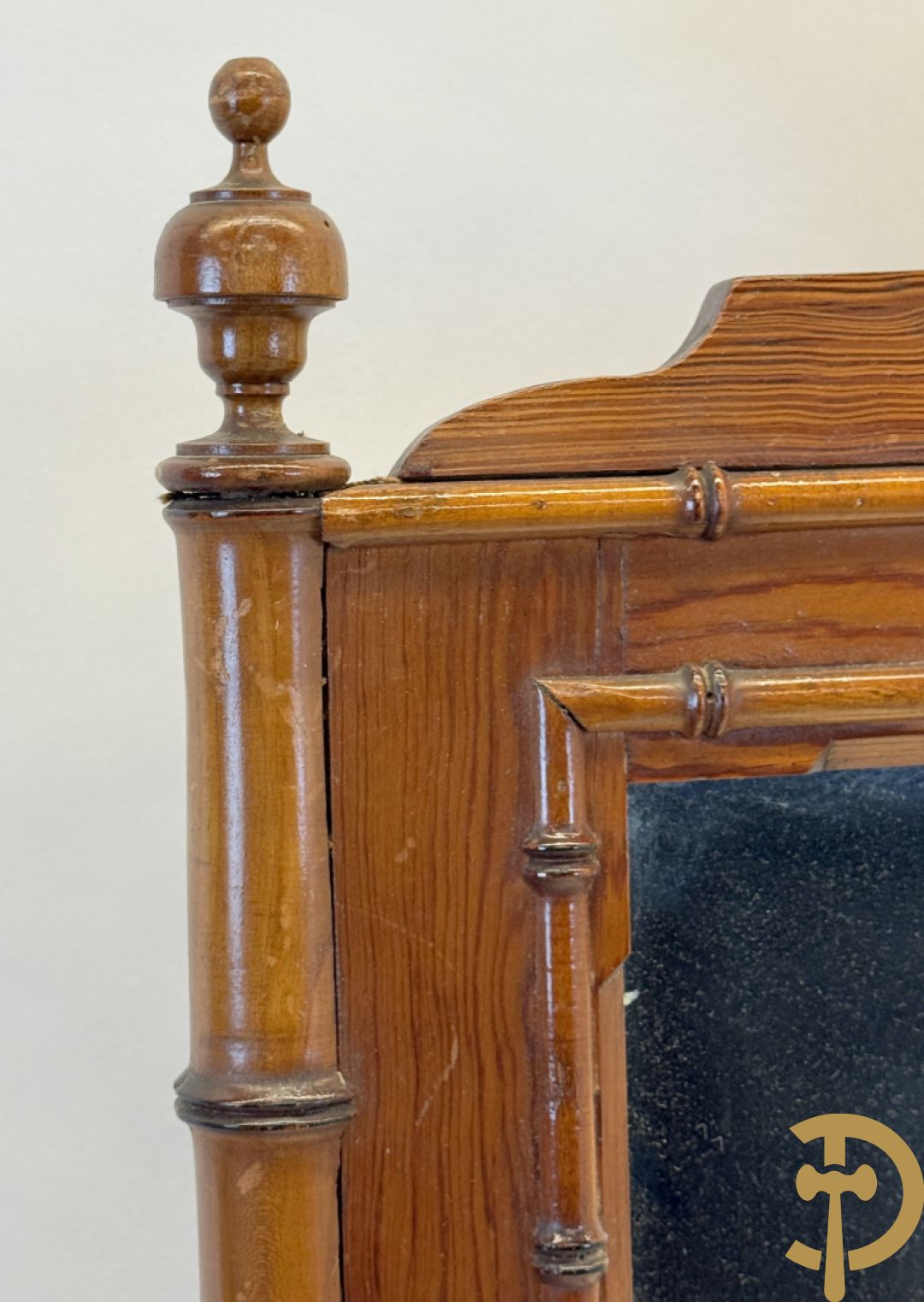 Bamboe opschiktafel mt 4 lades, wit marmeren blad en spiegel