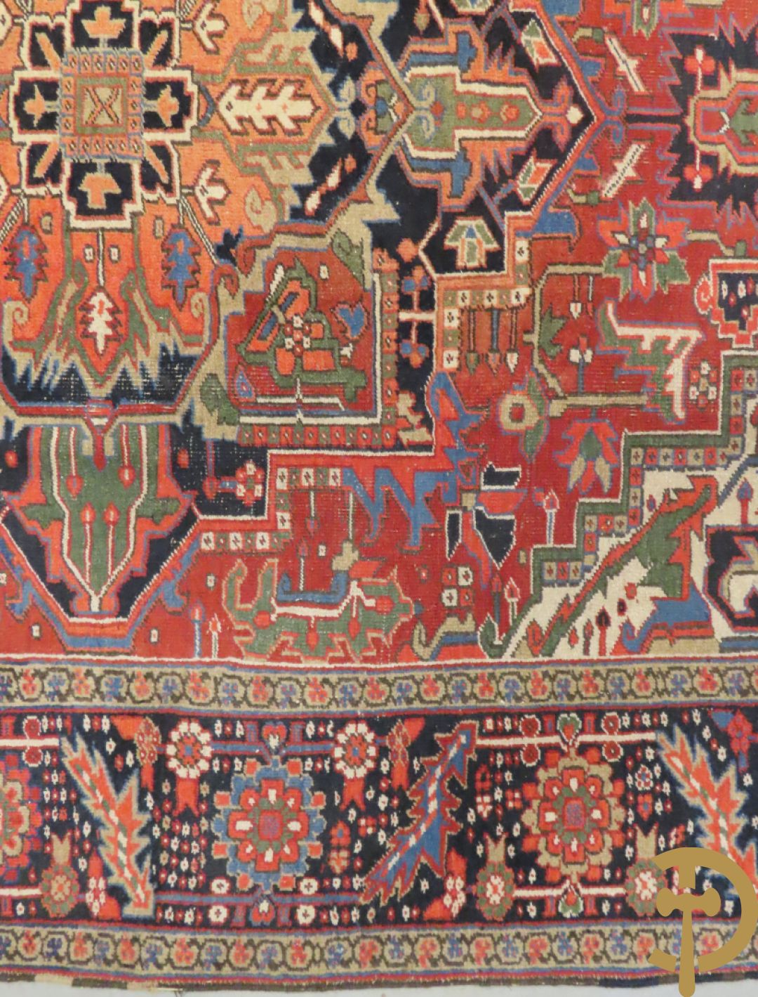 Antiek oosters handgeknoopt tapijt heriz