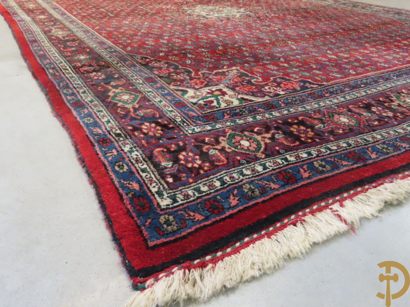 Oosters handgeknoopt tapijt