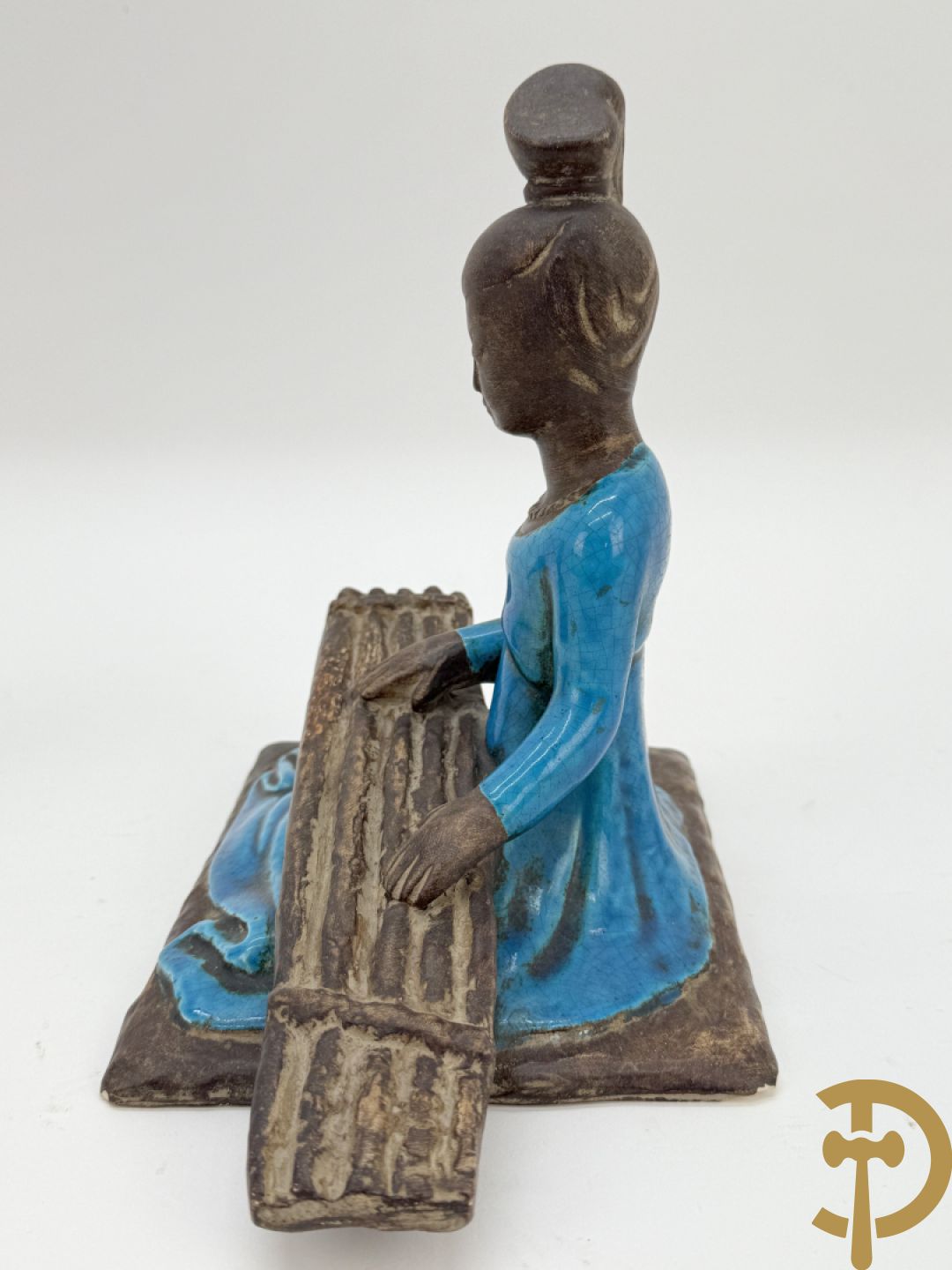 Vier beeldjes met Chinoiseriedecor