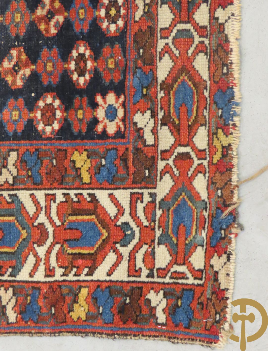 Drie oosterse handgeknoopte tapijten Kaukasus