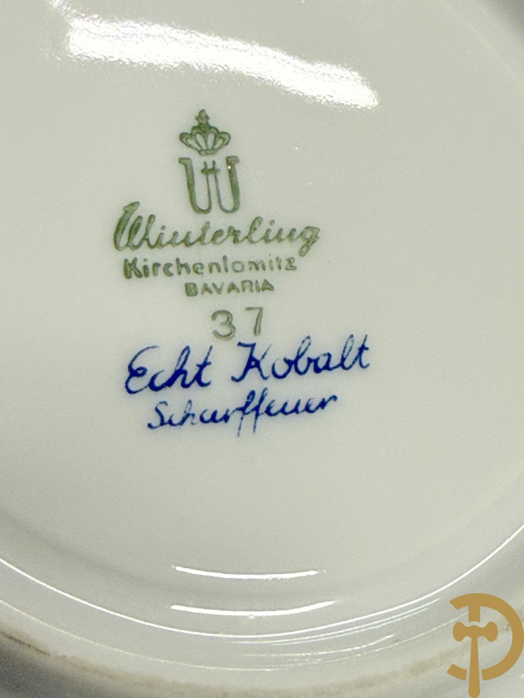 Porseleinen eet- en koffieservies, Winterling Kirchenlamitz Bavaria, met kobaltblauw decor + Porseleinen eet- en koffieservies met blauw bomendecor, Bavaria