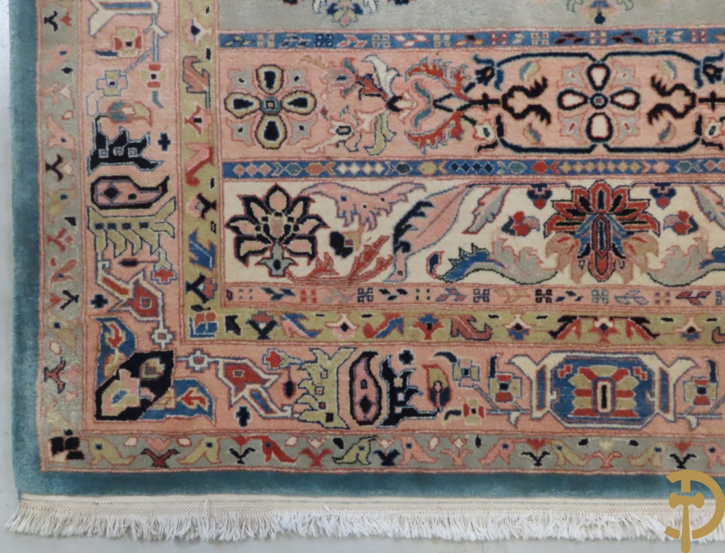 Oosters handgeknoopt tapijt Keshan met bloemen- en vogelmotieven