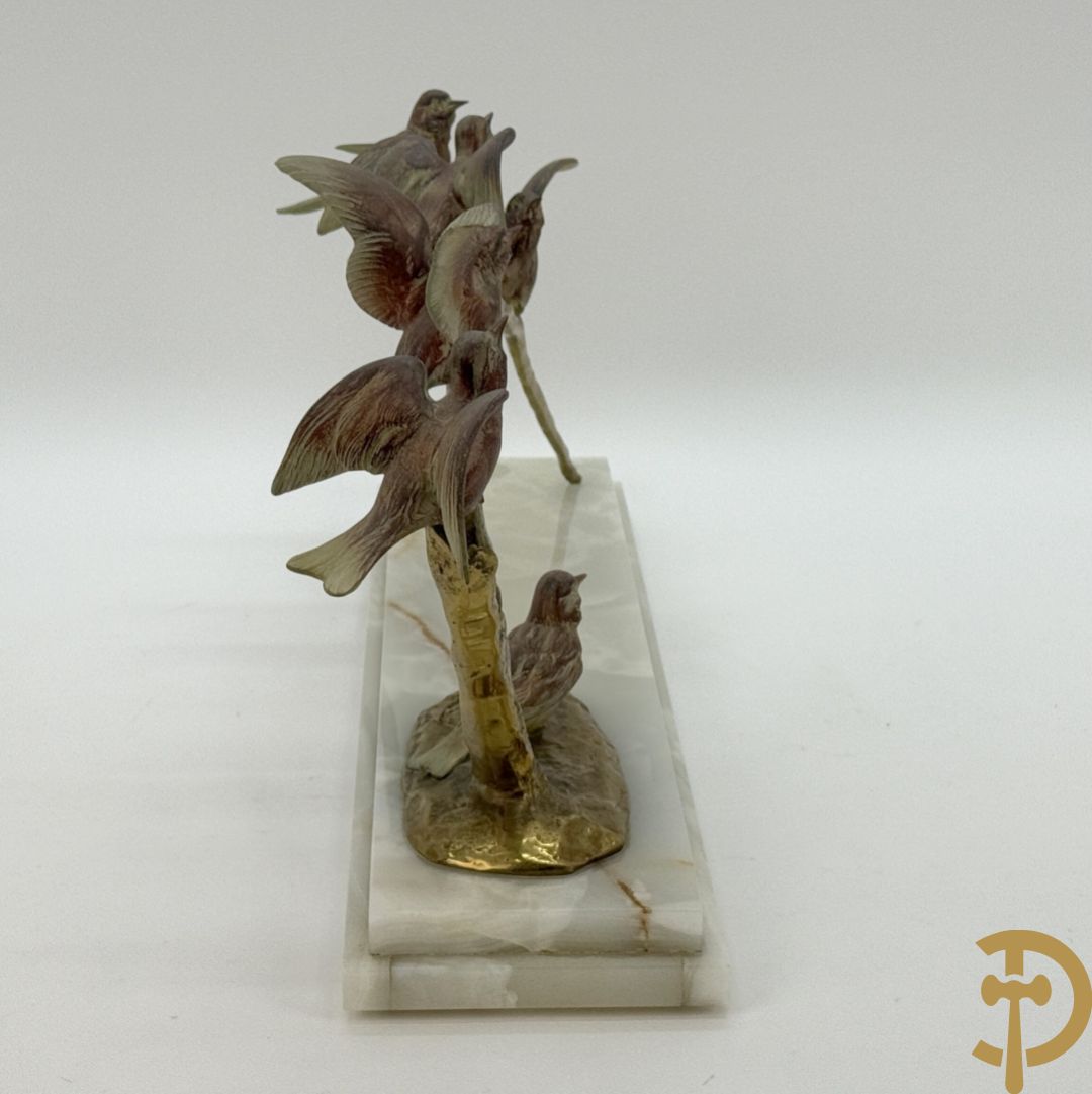 Ongetekend - Vergulde bronzen tak met zes vogels, op onix marmeren sokkel