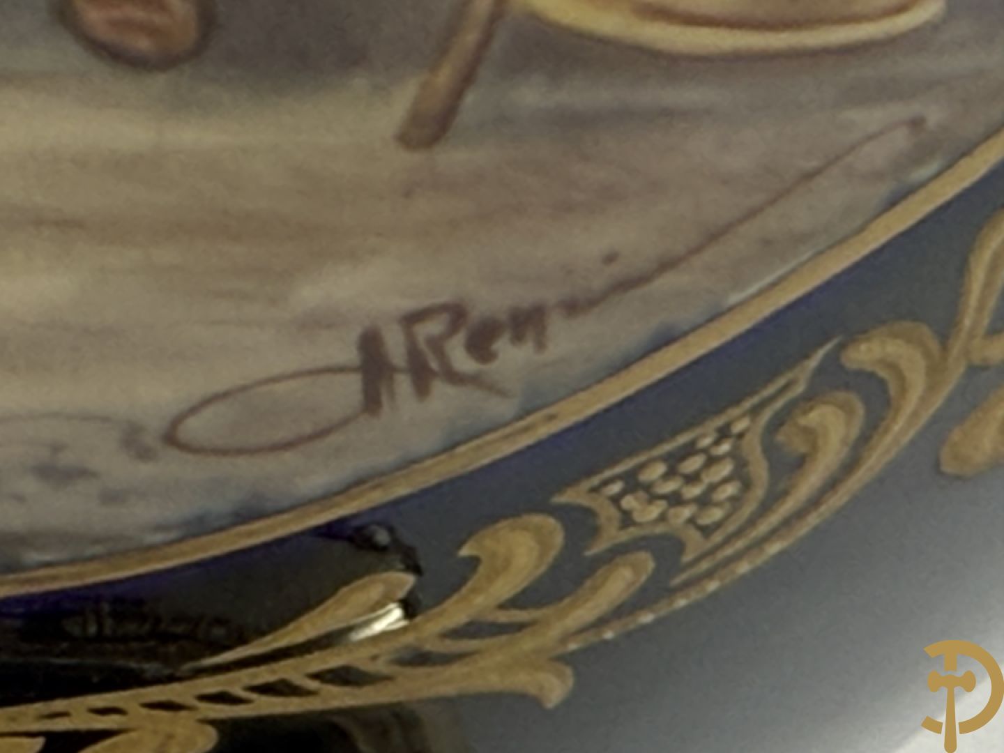 Onleesbaar getekend Sèvres stijl vaas met geanimeerd landschapsdecor en zijdelings met bronzen ornamenten bezet