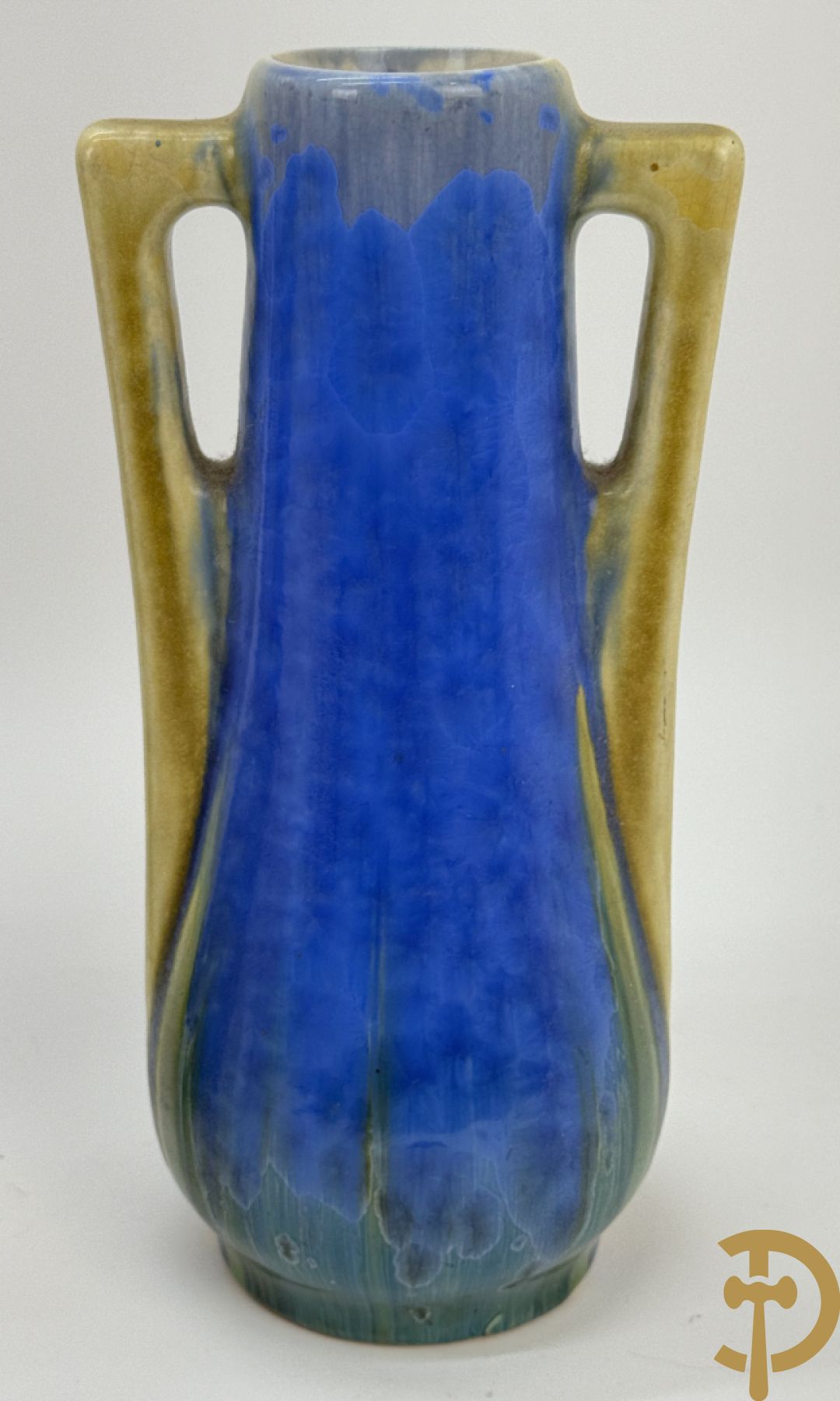 Paar Art deco vazen in meerkleurige keramiek, Pierrefonds (Oise streek), onderaan getekend V H