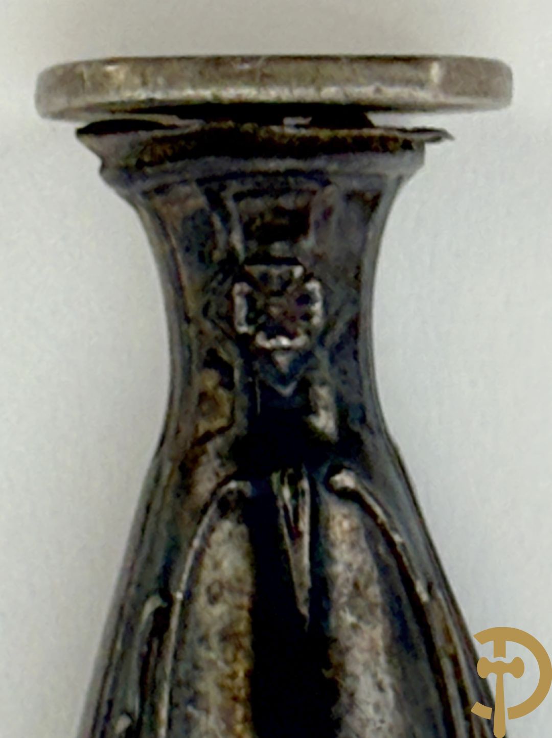 Vier verzilverde sigarettenetui