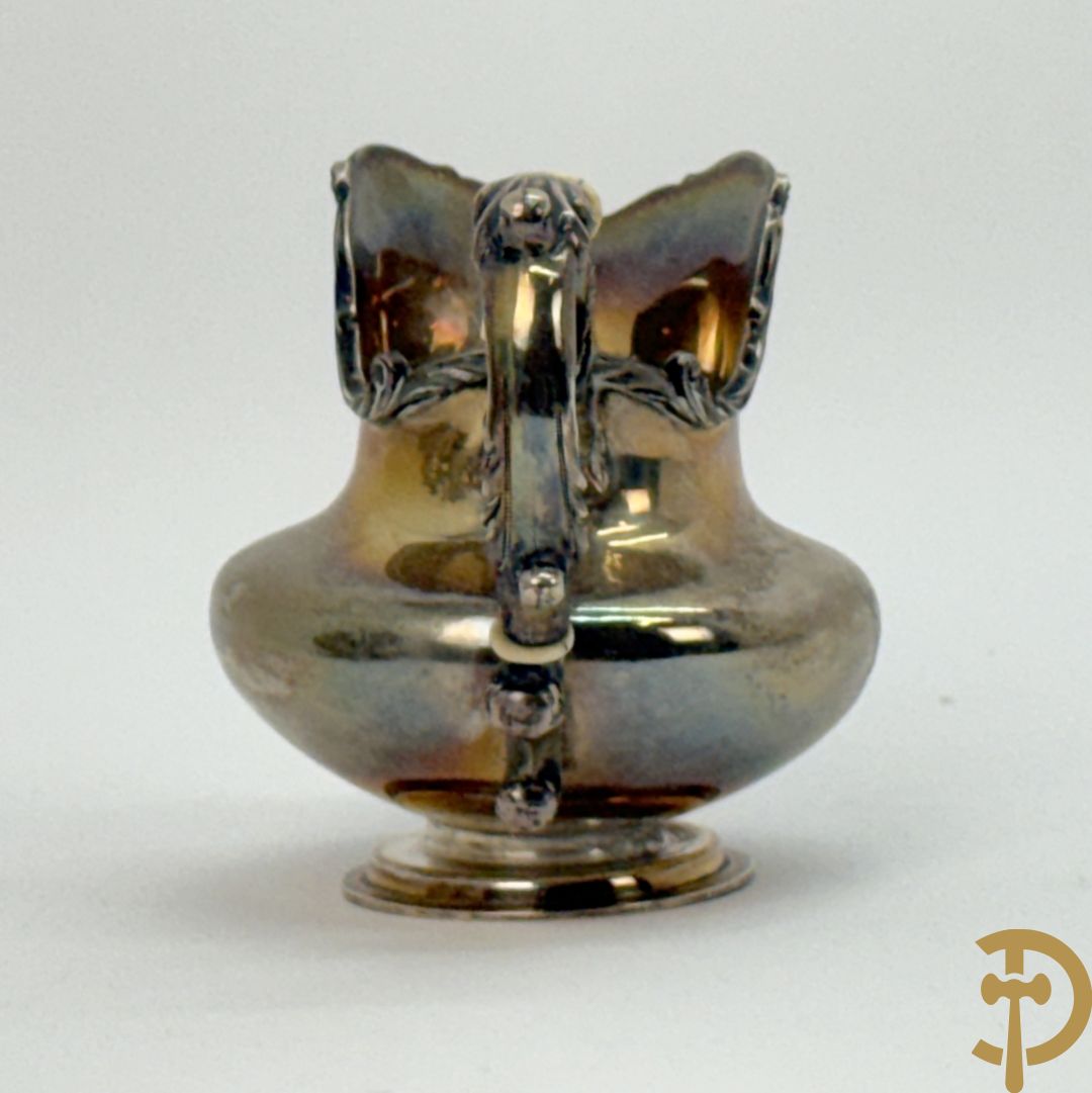 Zilveren koffiekan + bijhorende melk- en suikerpot, Louis XV stijl