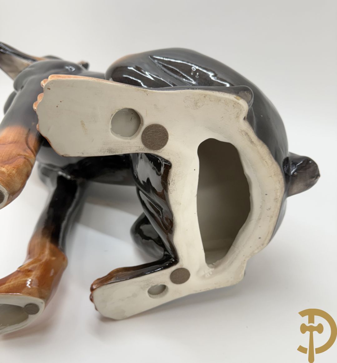 Dobberman in meerkleurige Italiaanse faience