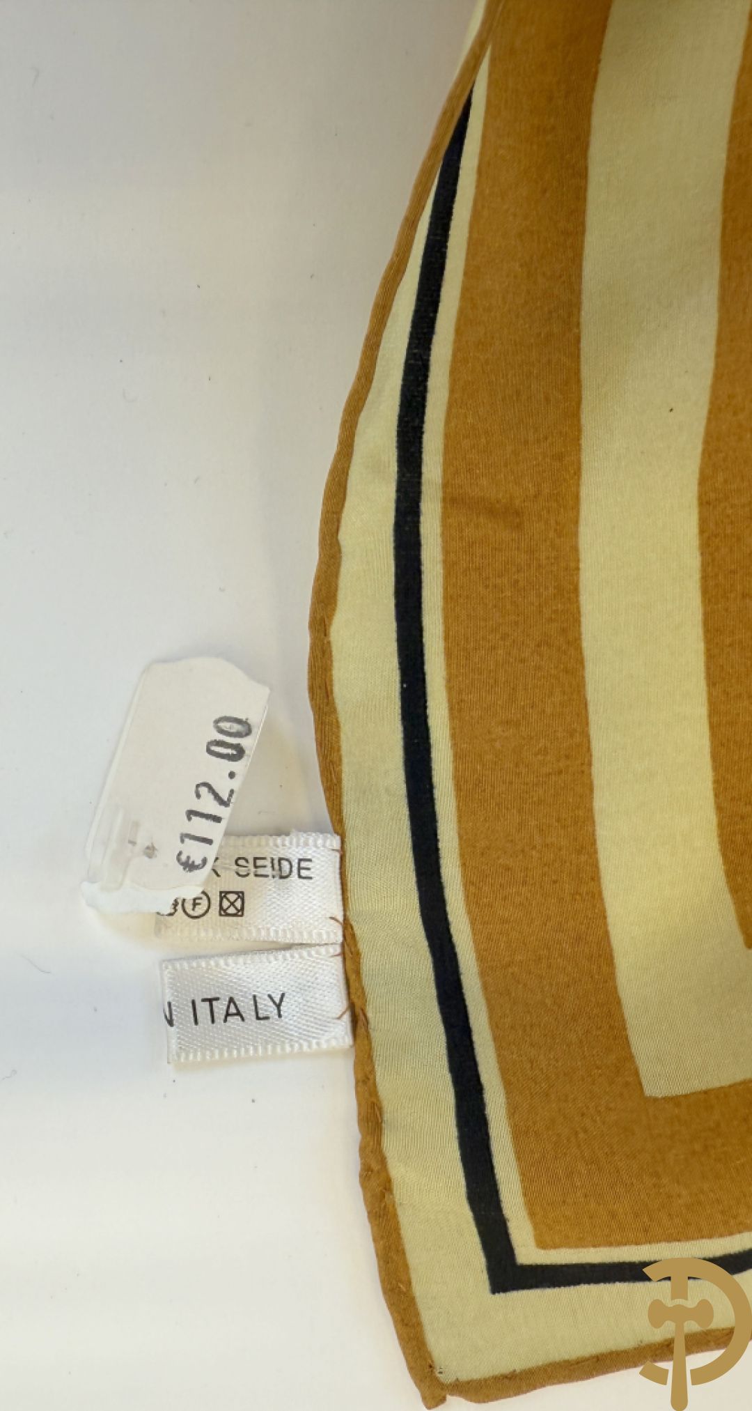 Drie foulards Lanvin Paris (nooit gedragen komt uit winkel restant)