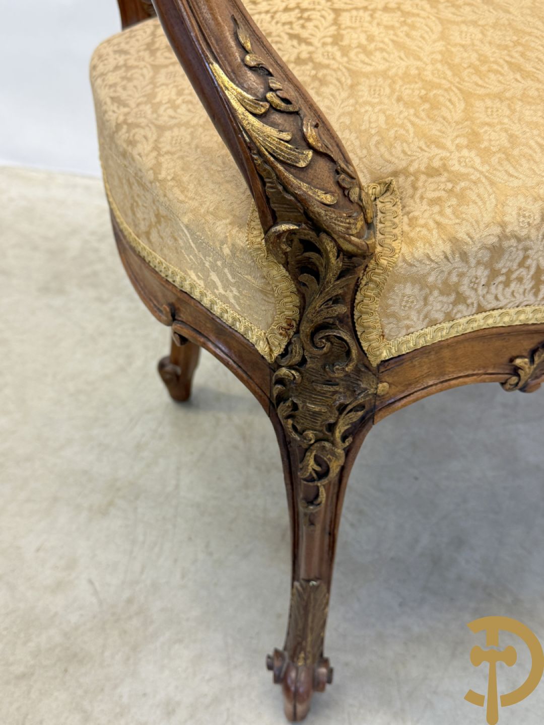 Notelaren Louis XV canapé en 2 armzetels met rocailles