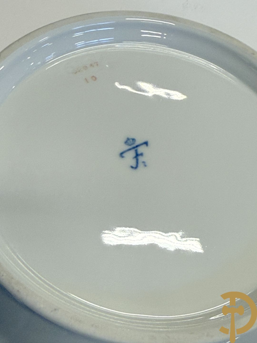 Porseleinen eetservies met bloemendecor, Eschenbach + Porseleinen eet- en koffieservies met gebloemde rand, Fürstenberg