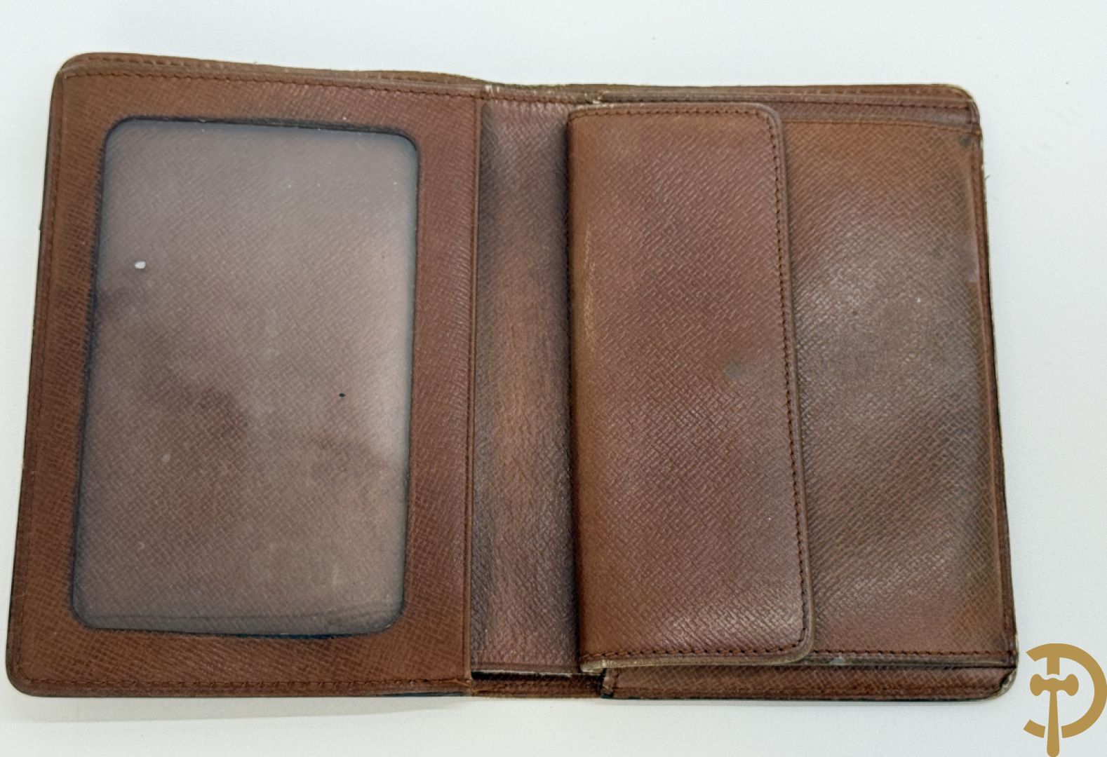 Grote en kleine toiletzak Louis Vuitton + agenda 2001  + portefeuille + tag + paraplu