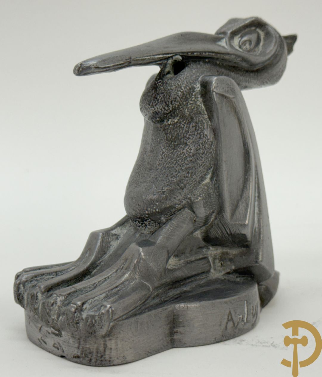 Mascotte voor een auto : ARTUS get. (pseudoniem Max Le Verrier) 