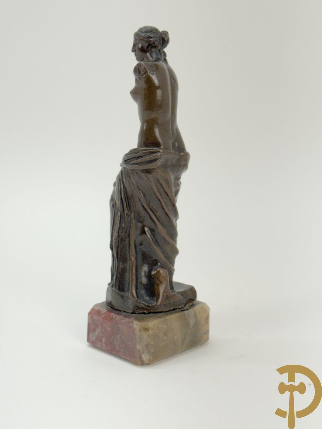 Barbedienne F. getekend 