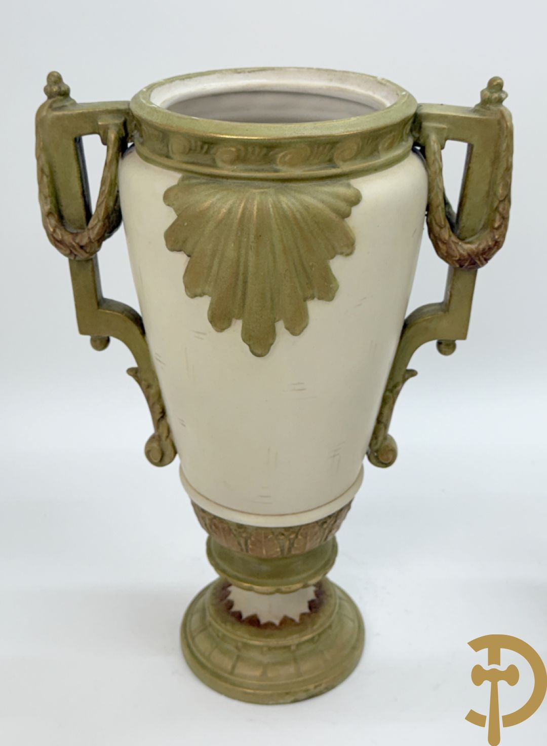 Paar Royal Dux dekselvazen, nummer 5447