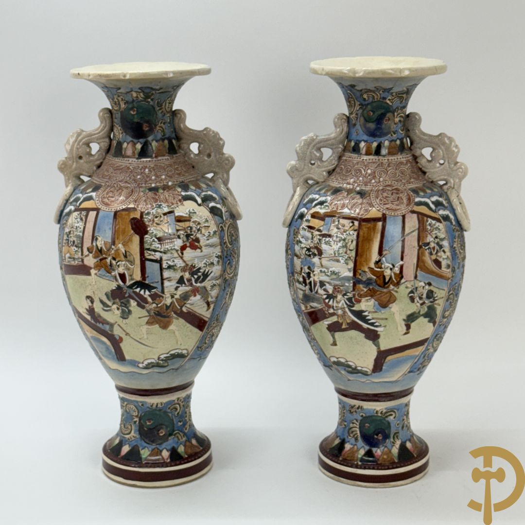 Paar Satsumat vazen met krijgertaferelen