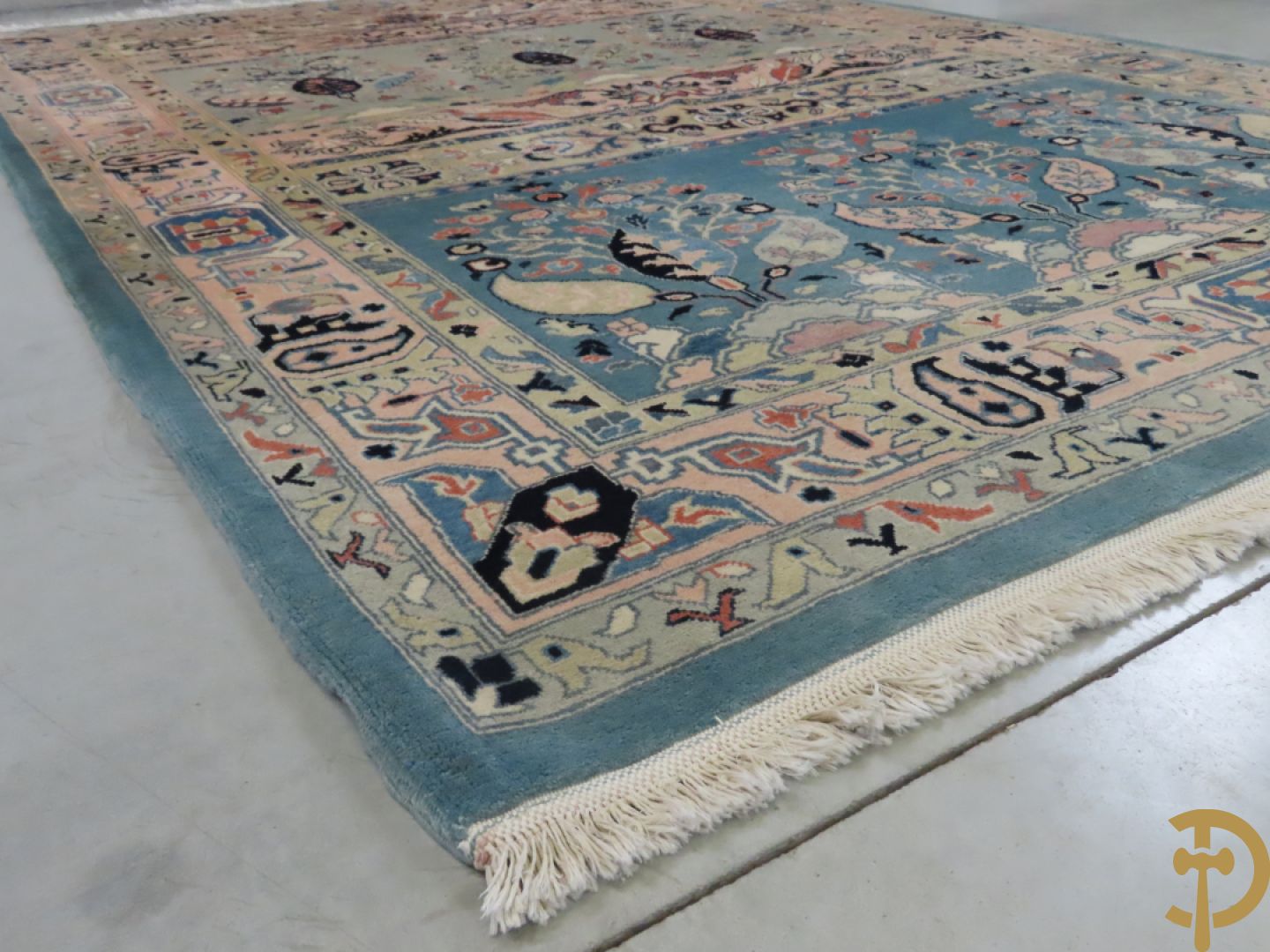 Oosters handgeknoopt tapijt Keshan met bloemen- en vogelmotieven