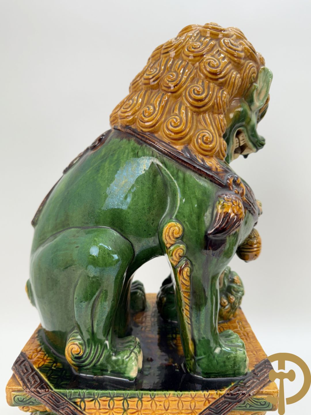 Paar Aziatische geglazuurde Aziatische fo-honden