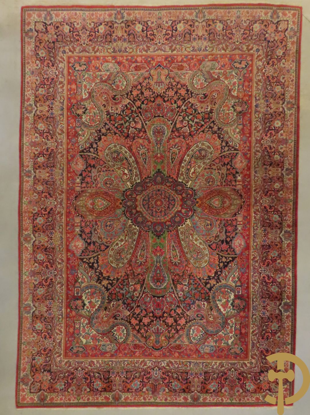 Oosters handgeknoopt tapijt met cashmeremotieven