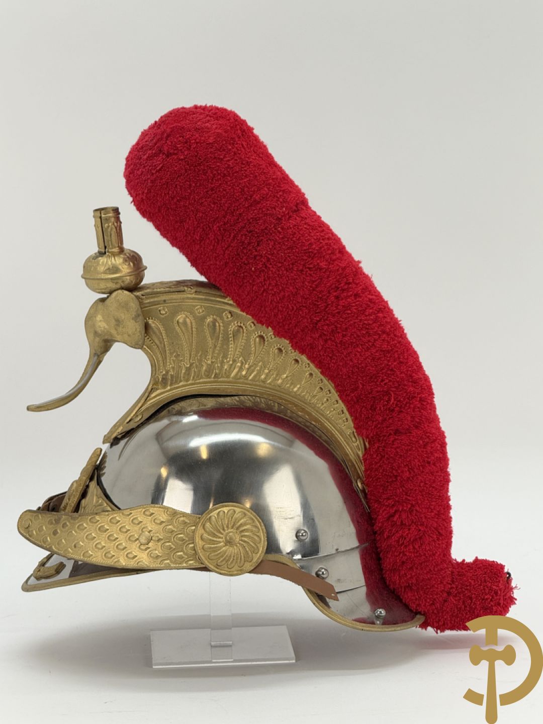 Metalen helm van de Republikeinse garde van de Ivoorkust