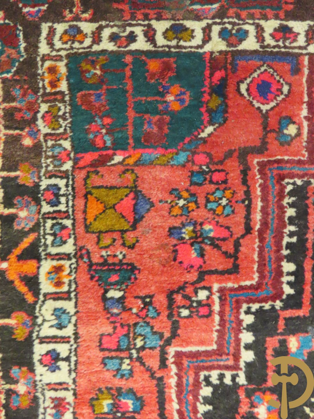 Twee oosterse handgeknoopte tapijten Hamadan en Kaukasus