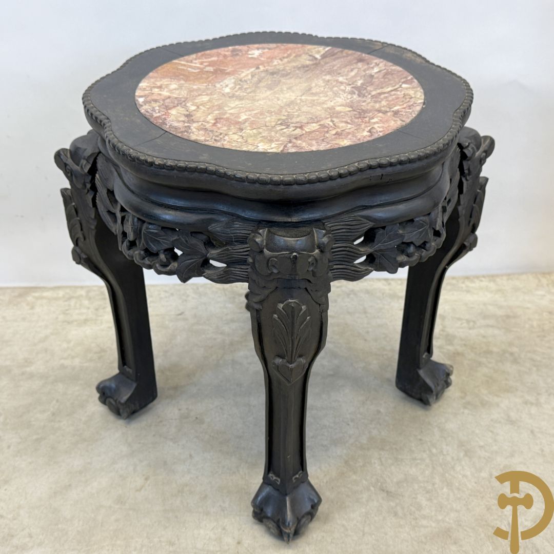 Chinese hardhouten lage sokkel + Chinese hardhouten hoge sokkel op 5 poten + Chinese hardhouten kleine sokkel