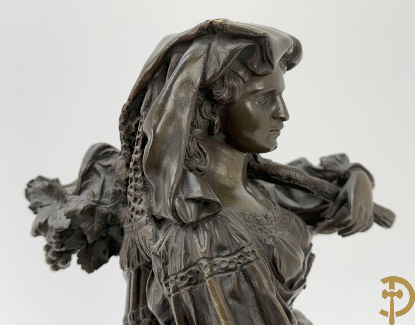 HALOU A. sculpt. getekend 