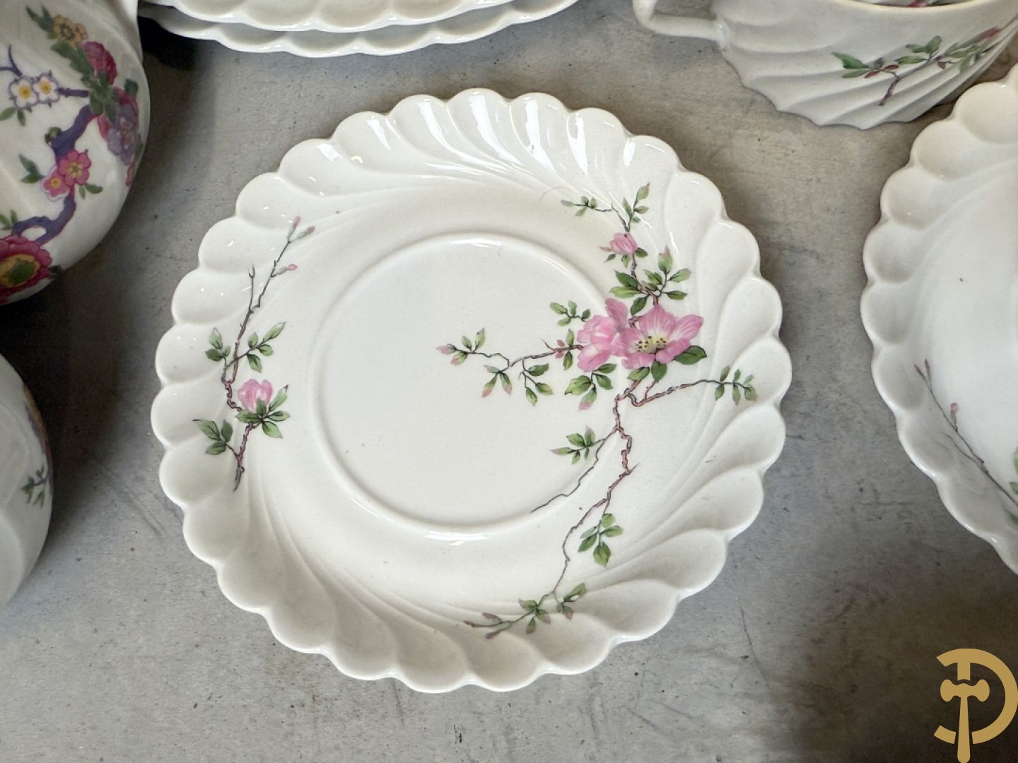 Porseleinen eet- (12-delig) en koffieservies (24- delig), Bernard Aud Limoges + porseleinen koffieservies, Haviland Limoges