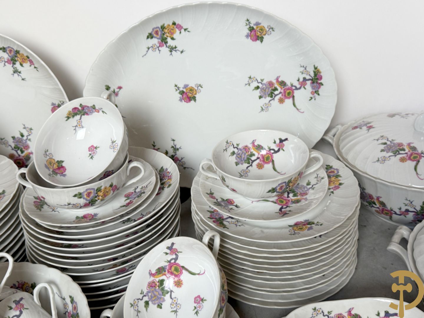 Porseleinen eet- (12-delig) en koffieservies (24- delig), Bernard Aud Limoges + porseleinen koffieservies, Haviland Limoges