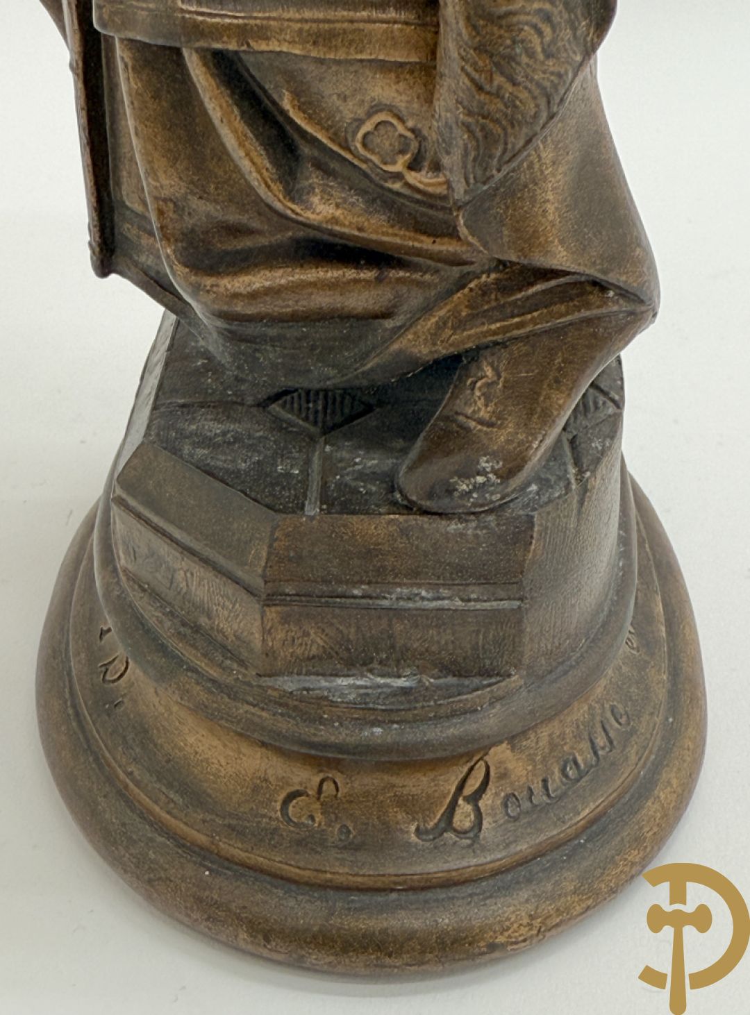 Verguld beeld van Sint-Louis in zamak