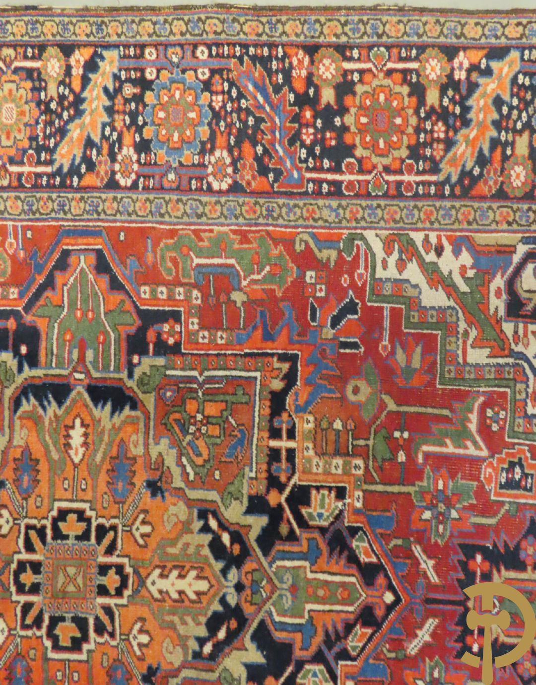 Antiek oosters handgeknoopt tapijt heriz