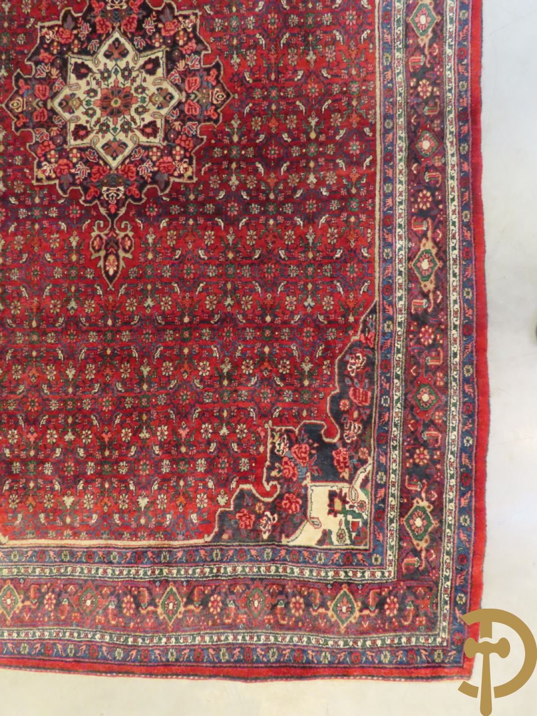 Oosters handgeknoopt tapijt