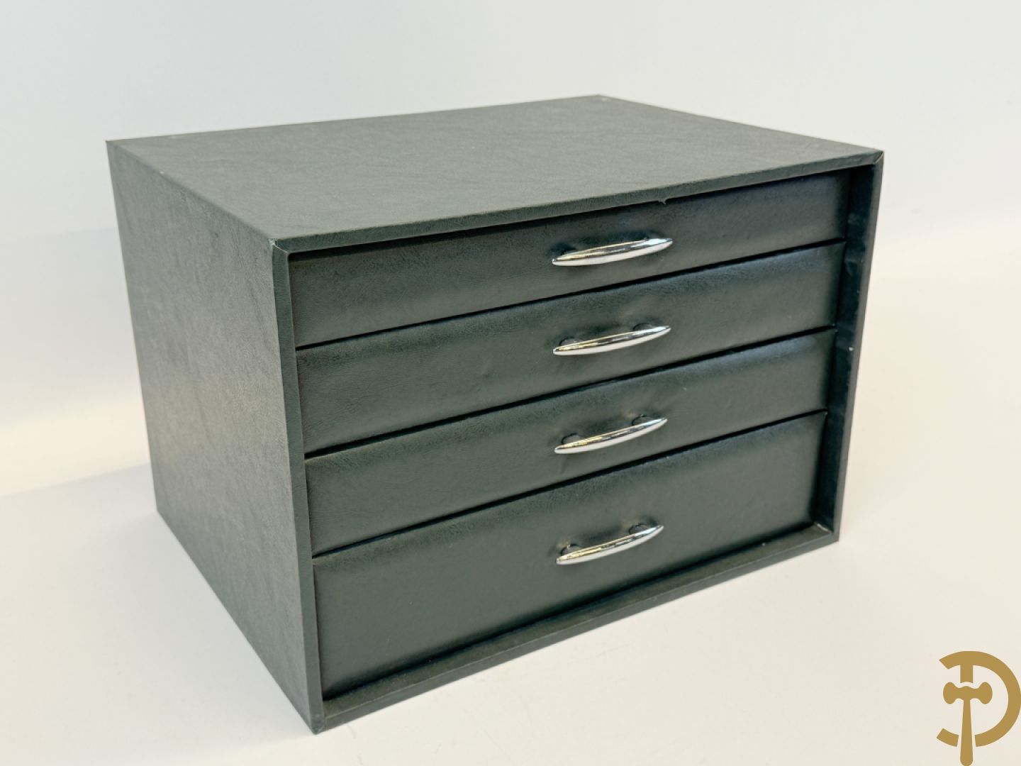 Verzilverd Louis XV bestek in schrijn : 10 reeksen en losse stukken