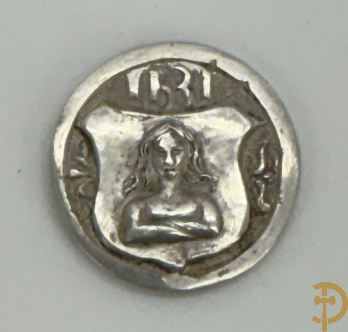 Massief zilveren collectenbus, 2 statieplakkettes, 2 slotjes van boek, wapenschild, penning