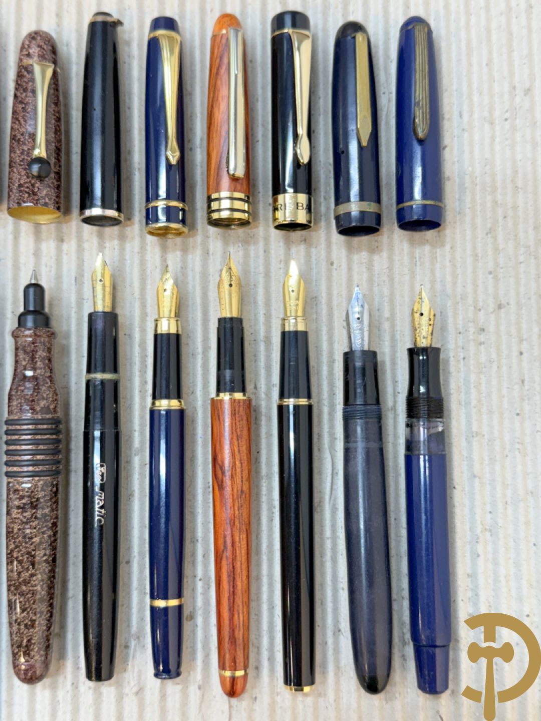 Vijftien oude vulpennen w.o. 5 uit de jaren 