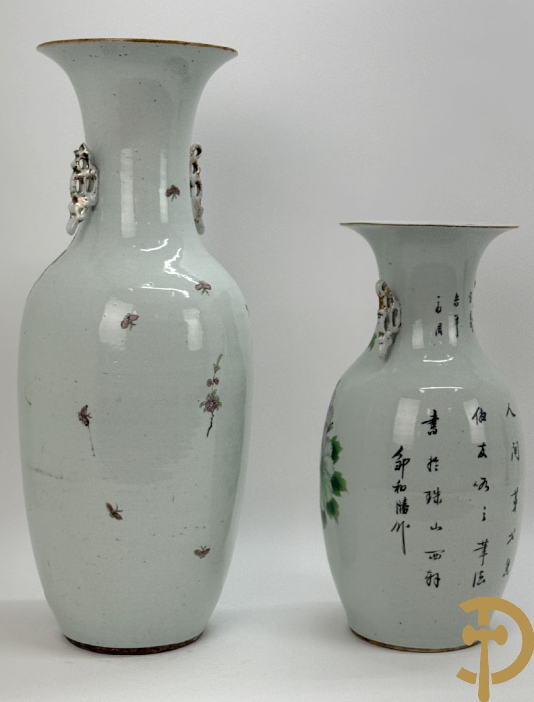 Chinese porseleinen vaas met decor van takken en vogels + Chinese porseleinen vaas met bloemendecor