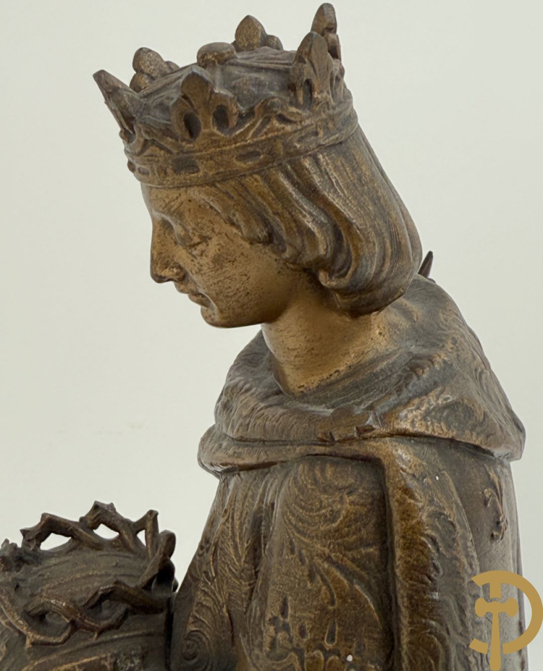 Verguld beeld van Sint-Louis in zamak