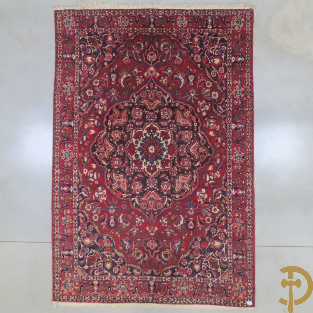 Oosters handgeknoopt tapijt met bloemenpatronen, Saman