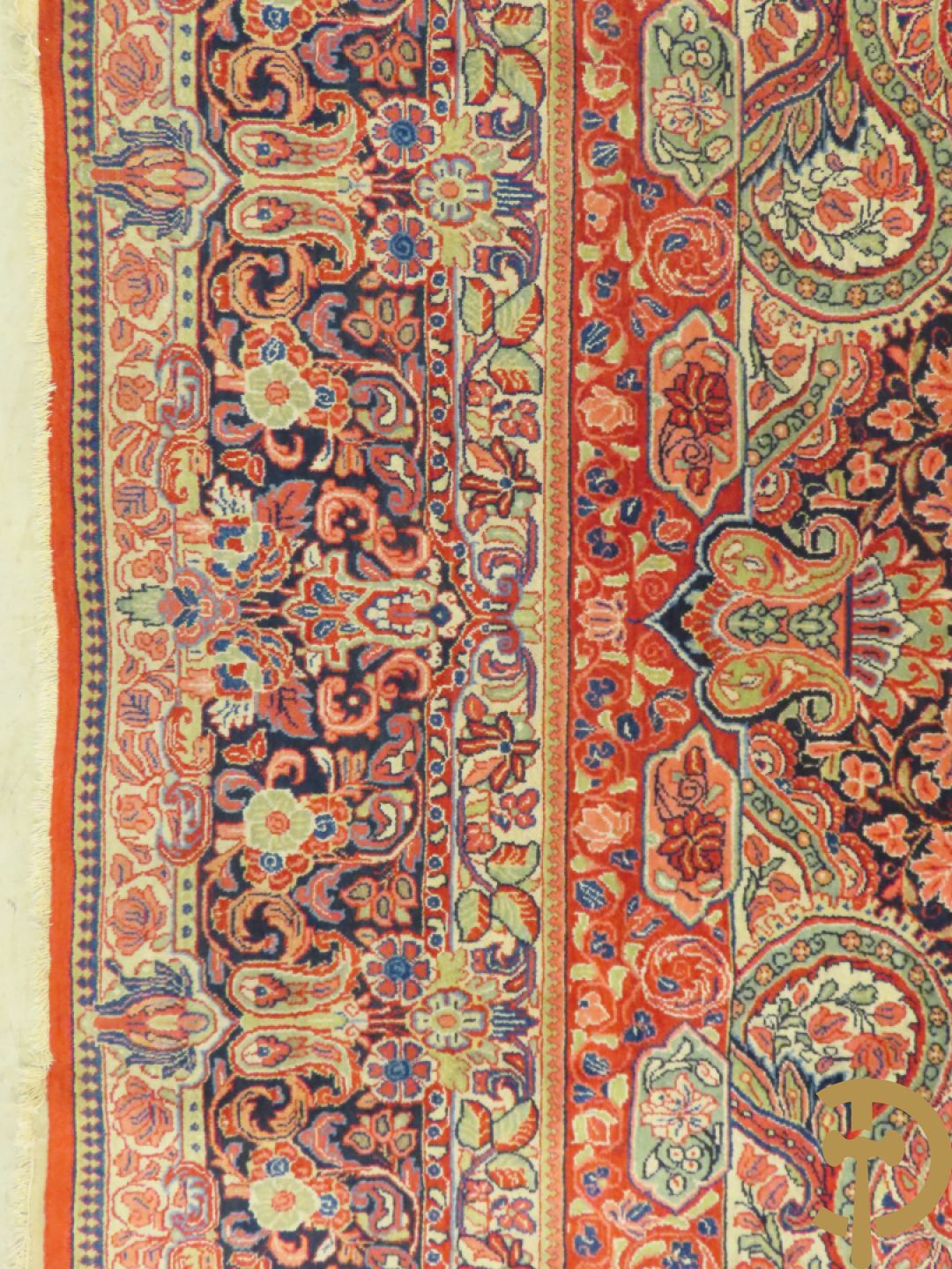 Oosters handgeknoopt tapijt met cashmeremotieven