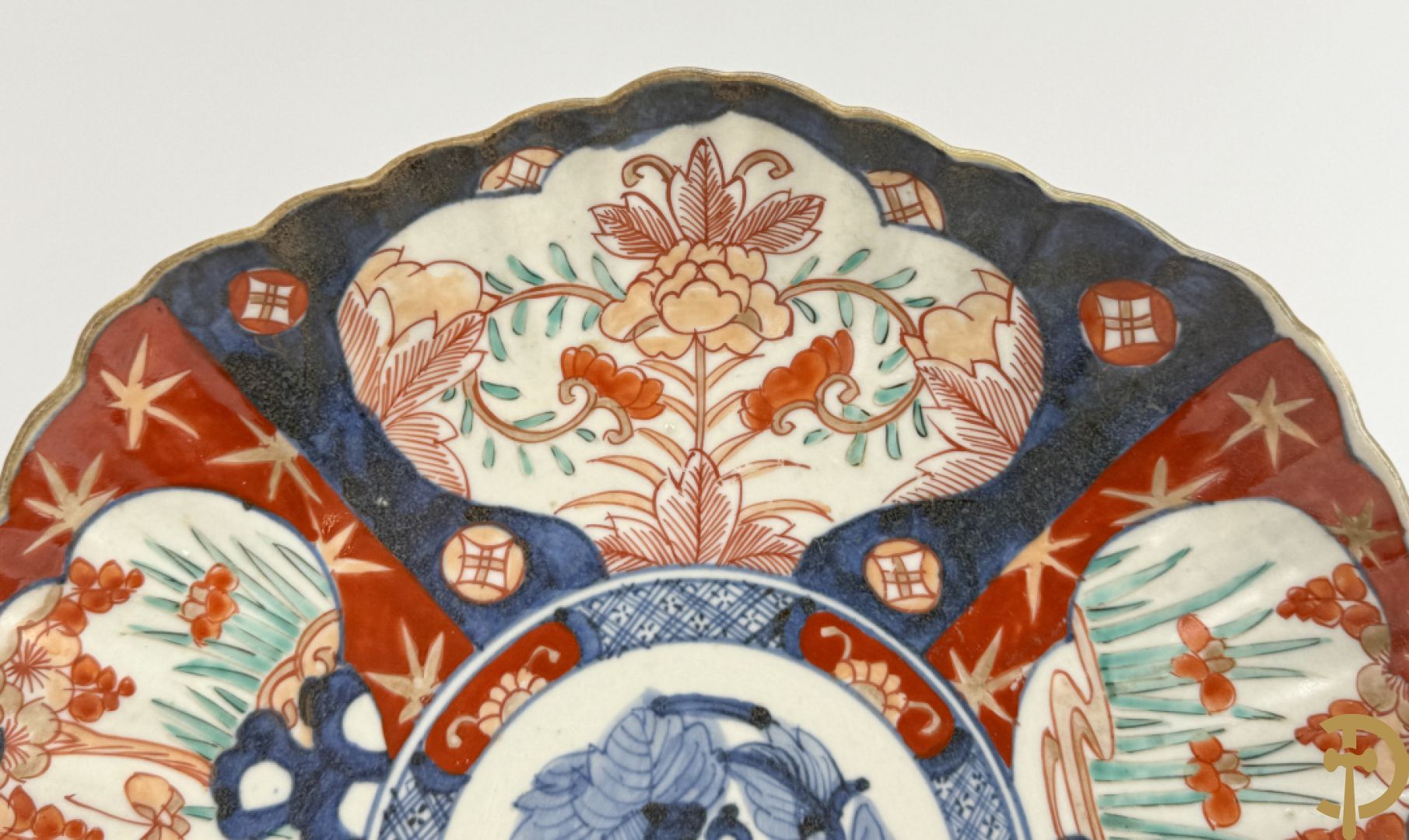 Twee fo-honden, Nankin vaas en Imari bord