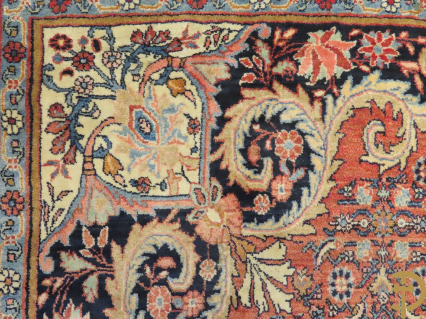 Oosters handgeknoopt tapijt