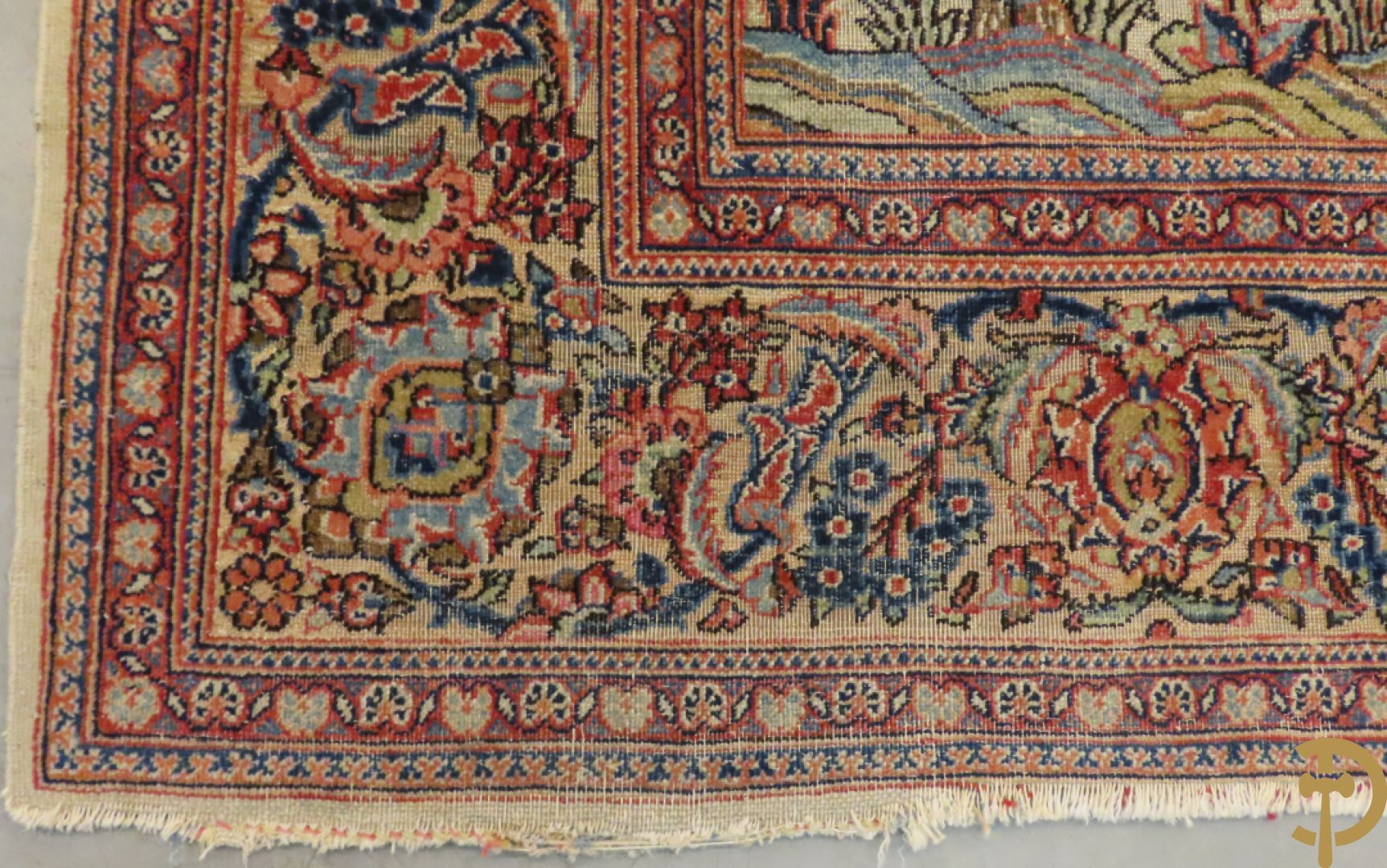 Oosters handgeknoopt tapijt Tabriz met amfoor, bloemen en levensboom