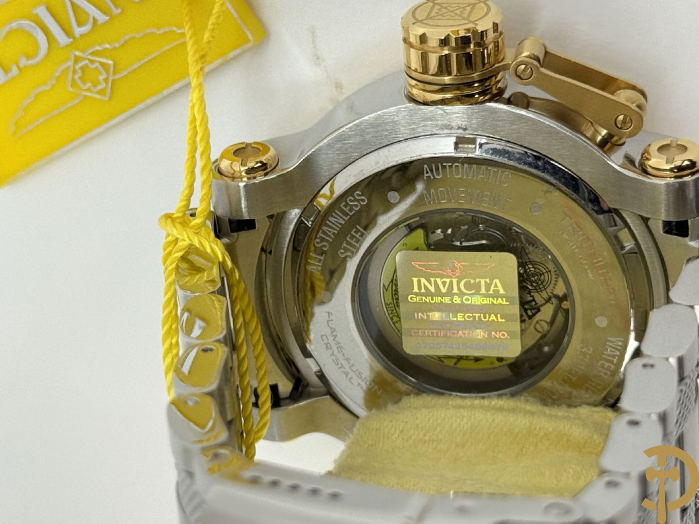 Collectors herenuurwerk, Invicta, bezet met drakendecor, met bijhorende box