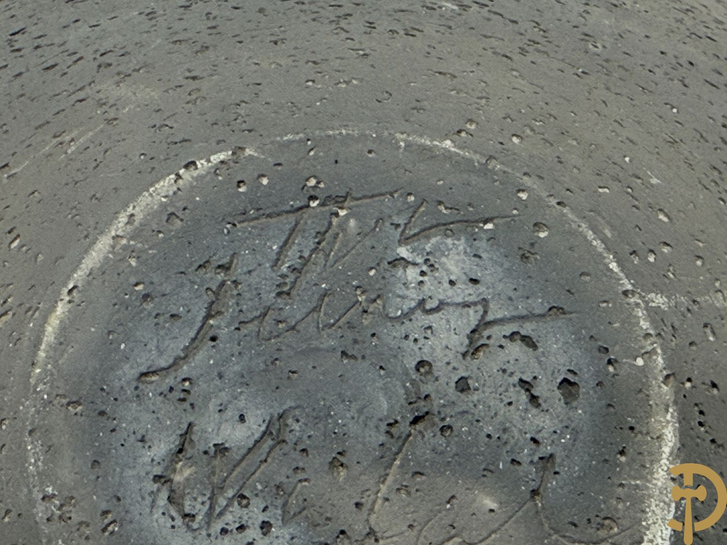 DESSAUVAGE Tjok getekend - Keramieken coupe