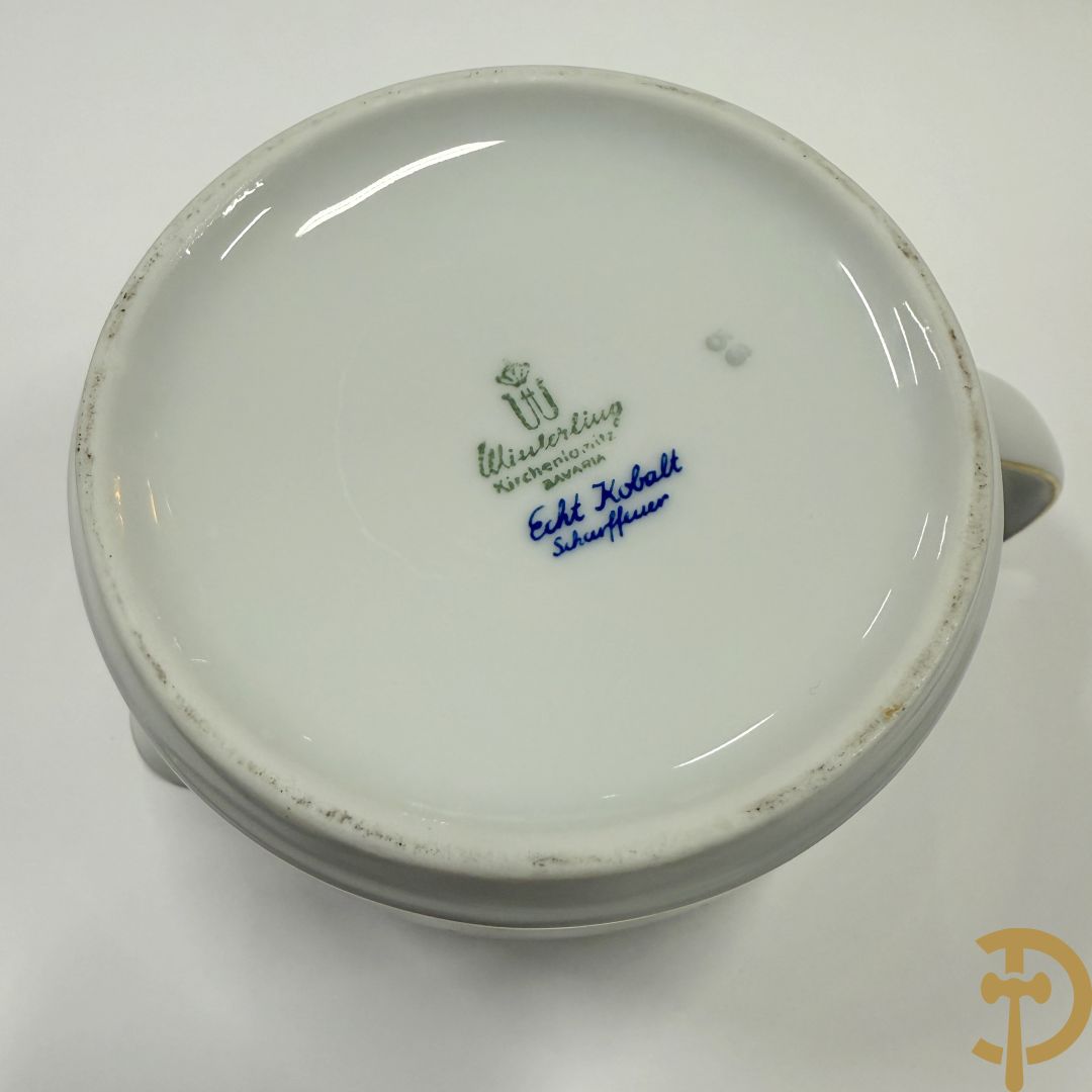 Wit porseleinen servies met vergulde rand, Eschenbach Germany + porseleinen servies met blauwe rand, Winterling Kirchenlamitz Bavaria