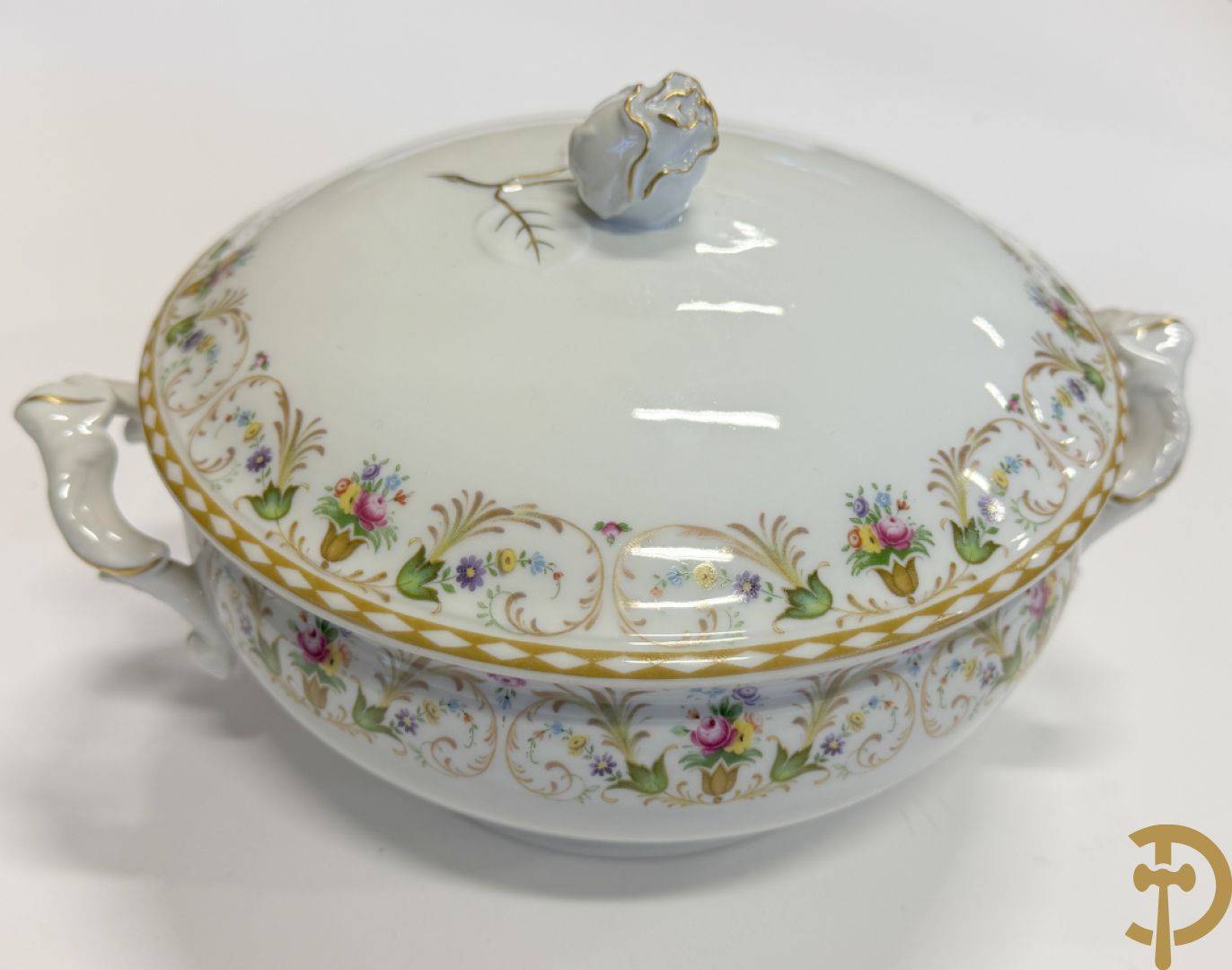 Porseleinen eetservies met bloemendecor, Eschenbach + Porseleinen eet- en koffieservies met gebloemde rand, Fürstenberg