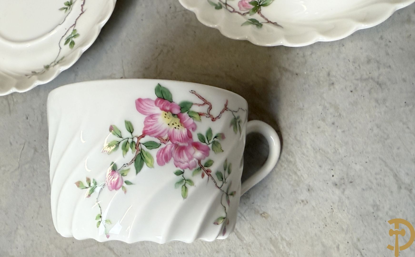 Porseleinen eet- (12-delig) en koffieservies (24- delig), Bernard Aud Limoges + porseleinen koffieservies, Haviland Limoges