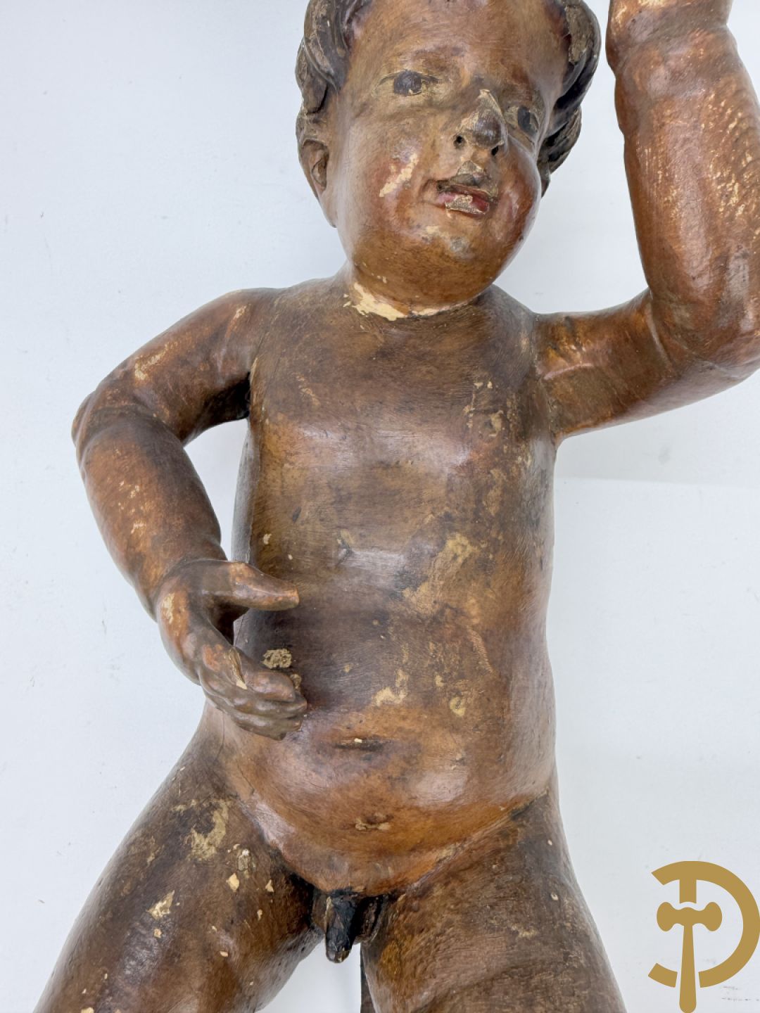 Paar houtgesculpteerde en gepolychromeerde cupido