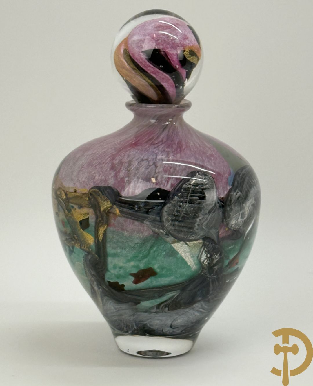 NOVARO Jean-Claude getekend onderaan - Glaspasta vaas met stop, getorst roze en gouddraad